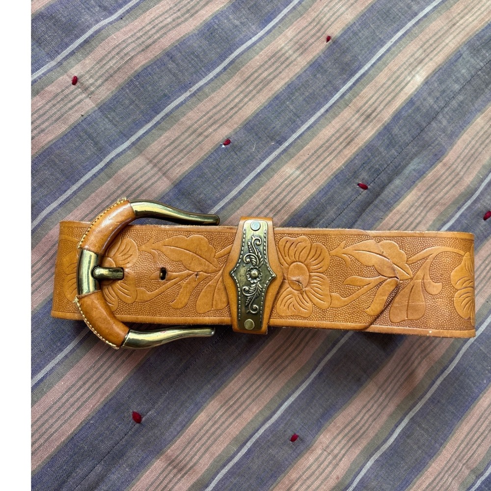 Vintage Tan Tooled Leather Wide Waist Belt Floral Boho Western Brass Buckle
